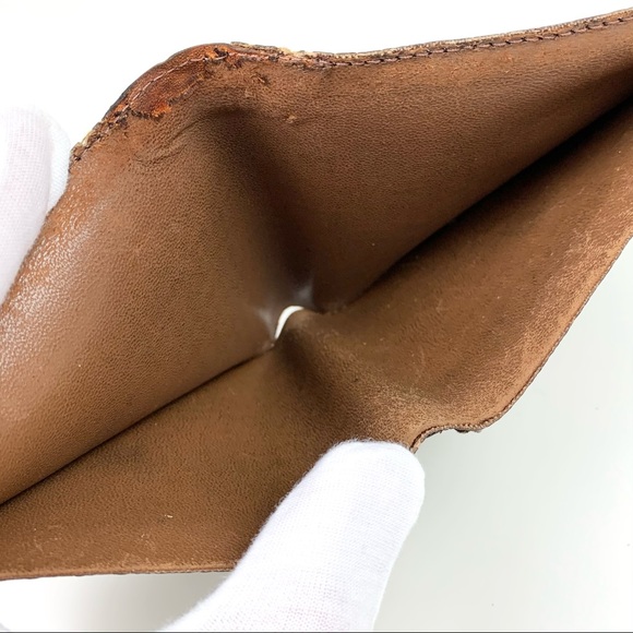 Louis Vuitton Rare 1970s Bifold Wallet - Picture 7 of 11